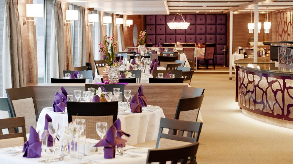 03-AMADEUS-Silver-II_Restaurant-01-1-scaled