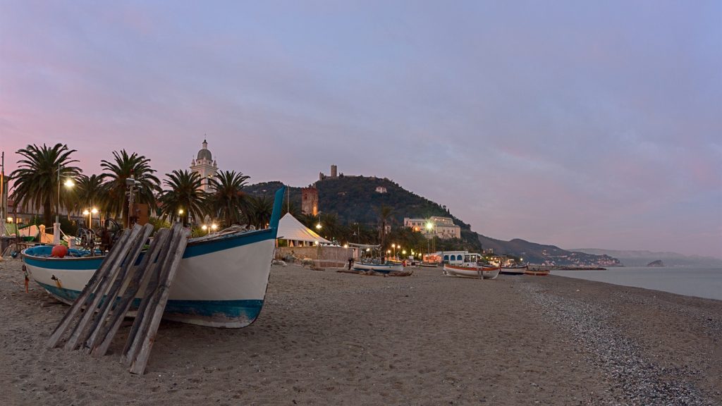 07_Blumenriviera_ fotolia_mit