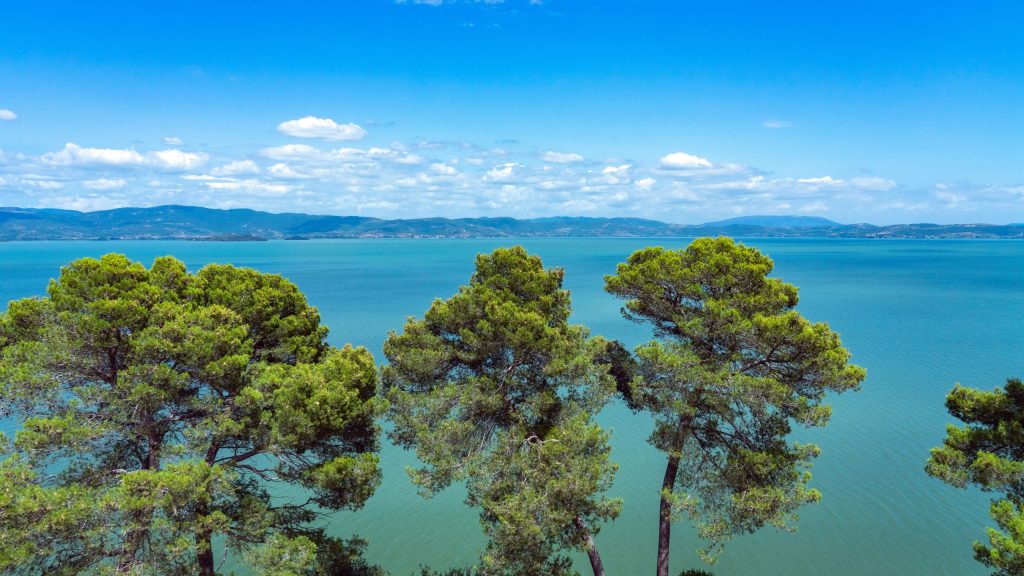 13_LagoTrasimeno_Castiglione_unsplash