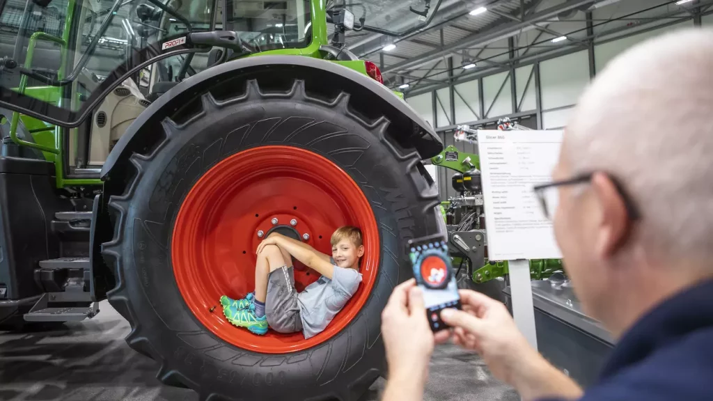 Forum Fendt_web_de-DE