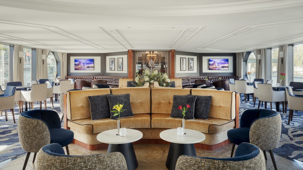 GLORIA Lounge and Bar (2)