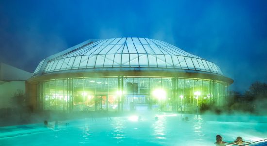 Therme_Abend