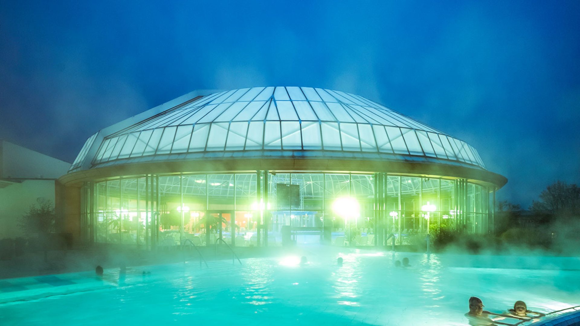 Therme_Abend