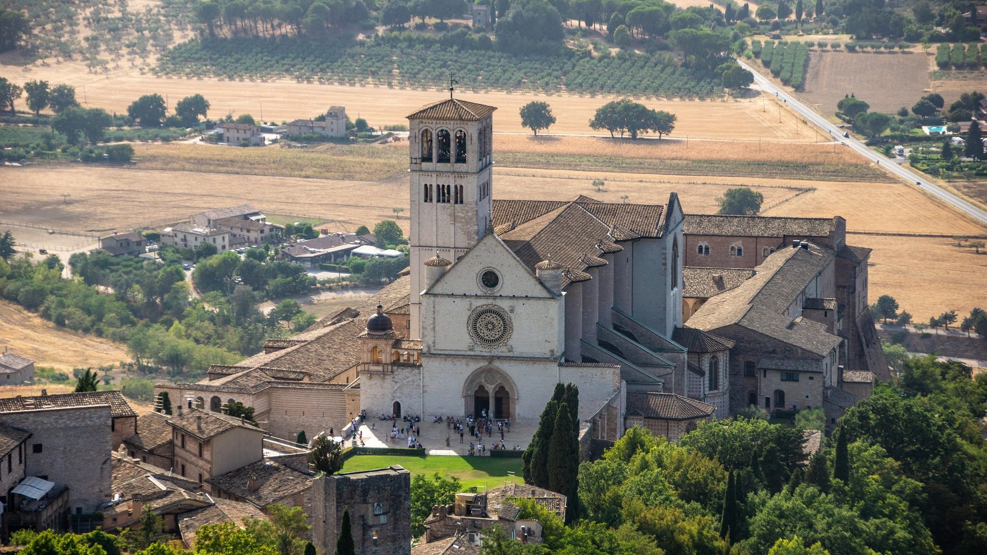 basilica-of-saint-francis-of-assisi-6583462_1920