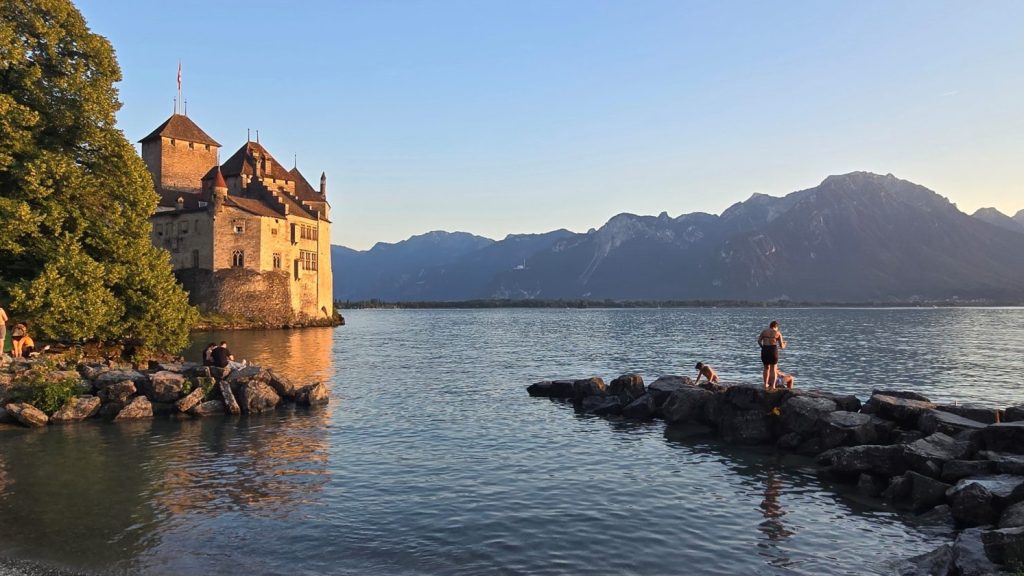 c-evelyne-perrin-18072024-2560x840