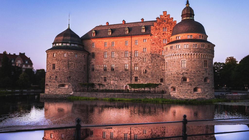 castle-6530263_1920