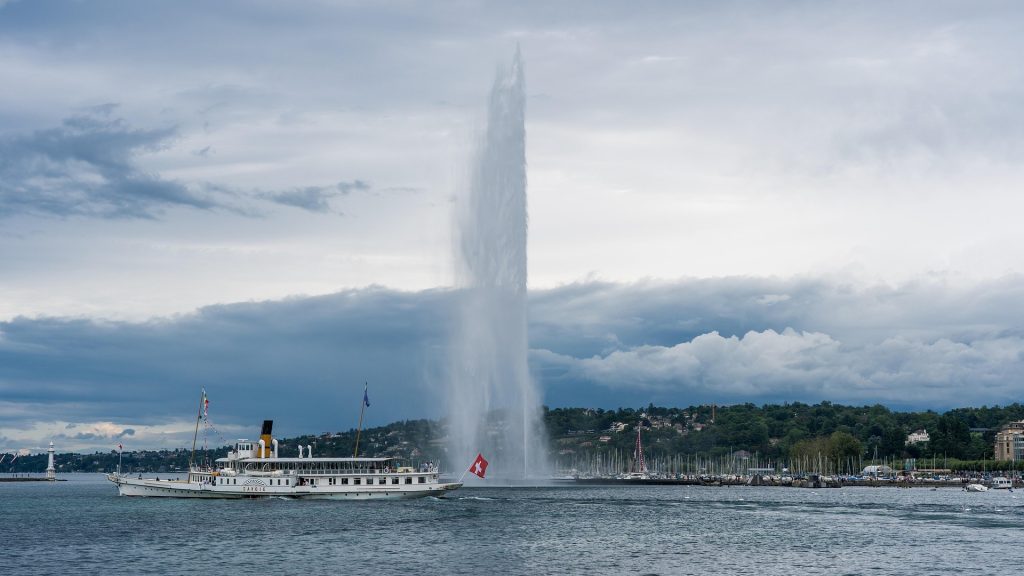 geneva-8259296_1920