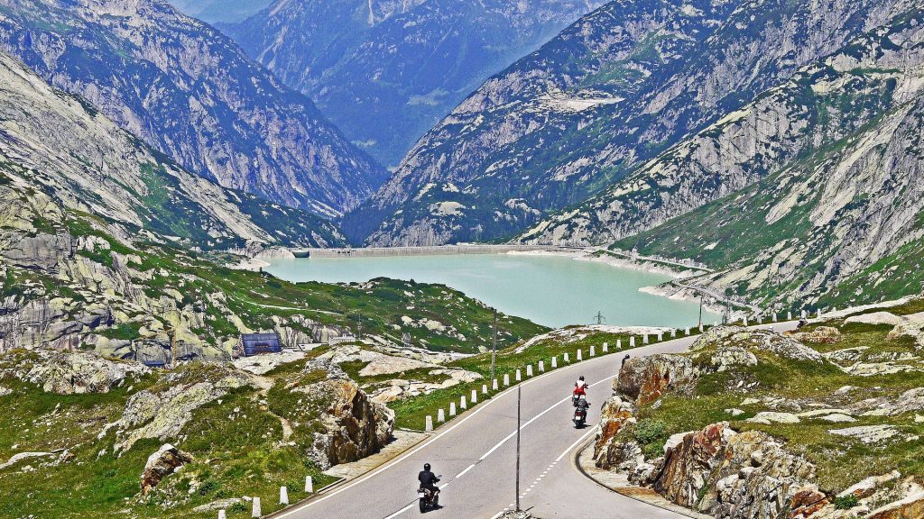 grimsel-pass-2083688_1920