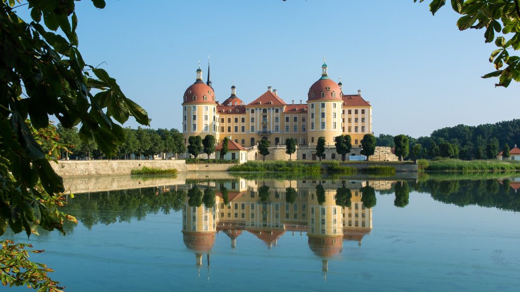 moritz-castle-2537728_1920