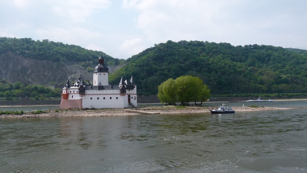 rhine-2776100_1920