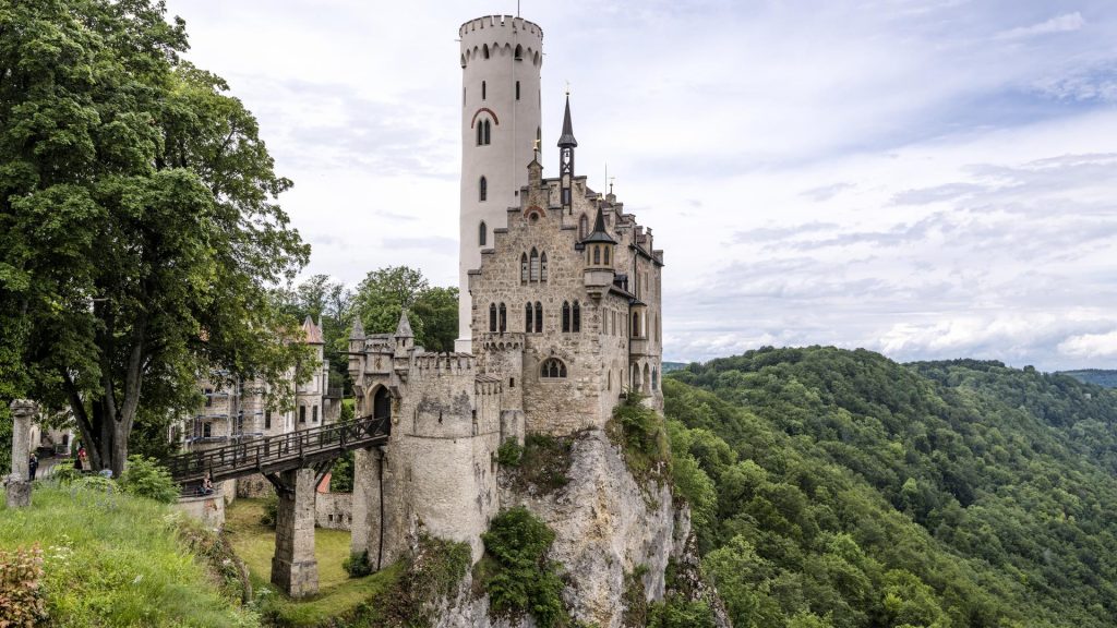 schloss-lichtenstein-1080x675