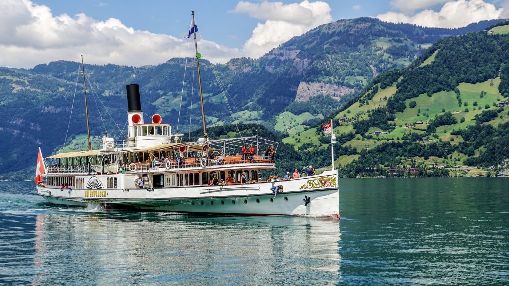 steamboat-5299002_1920 (1)