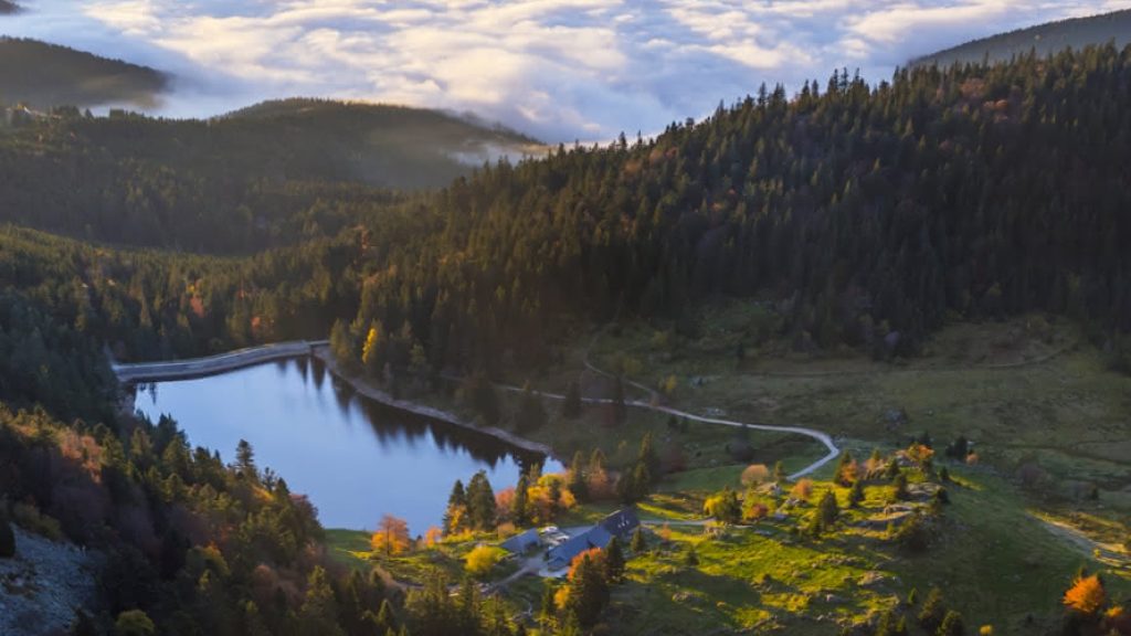 thio-lac-du-forlet-benoit-facchi-890x593