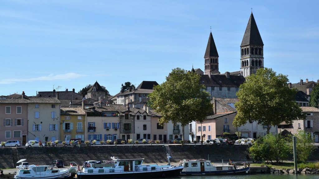 tournus-2853931_1920